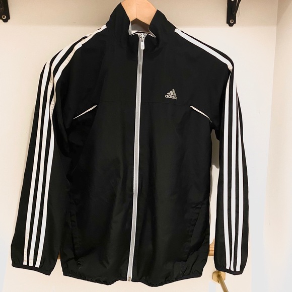Adidas Wind Breaker - Picture 1 of 7